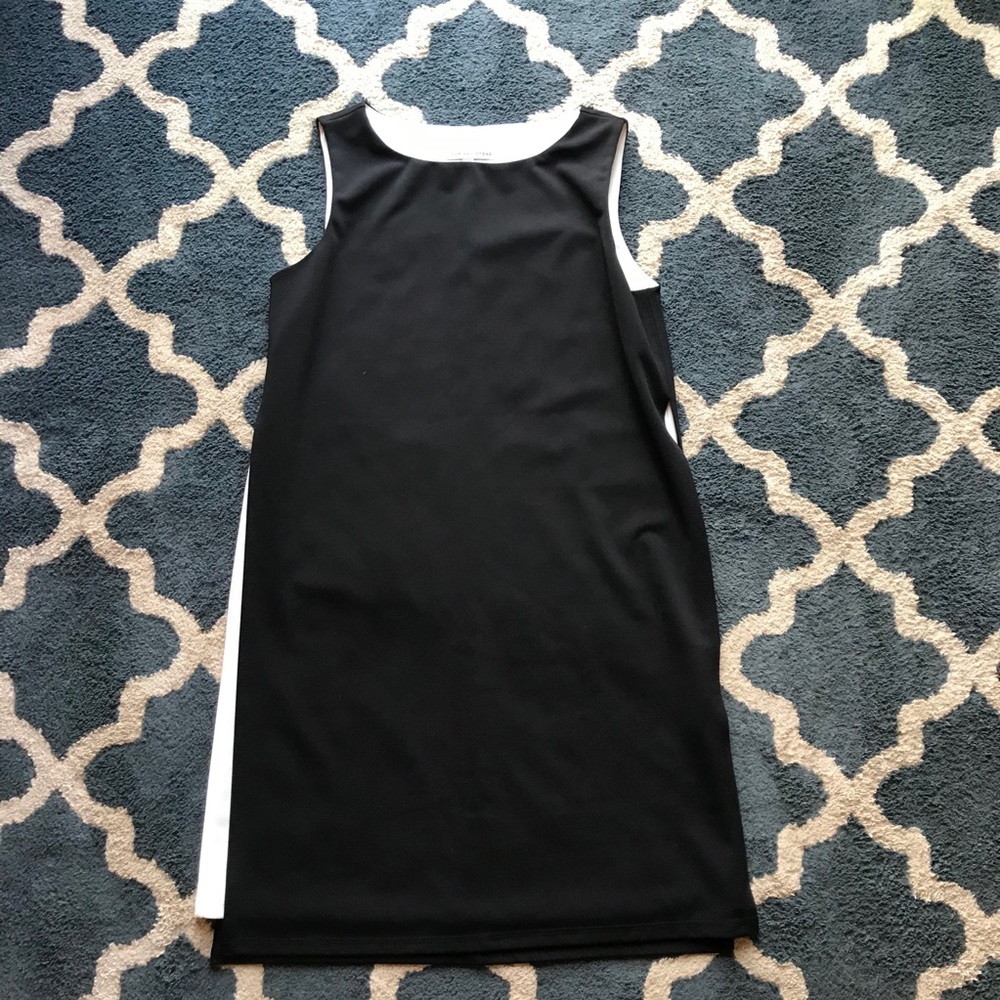 Fleur and stone black and white split side dress